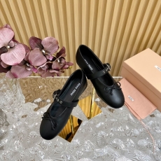 Miu Miu flat shoes